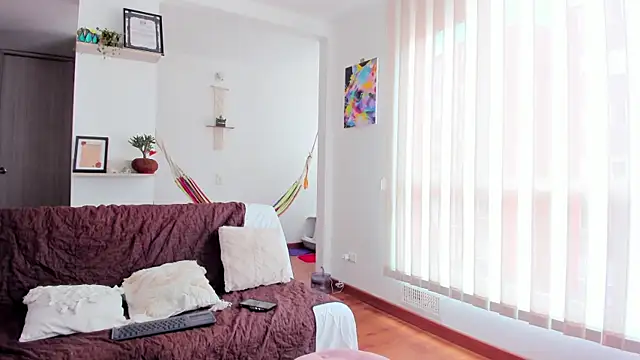 karlye 5 online show from February 21, 4:48 pm