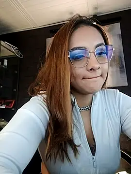 Emiily W online show from September 12, 9:53 am