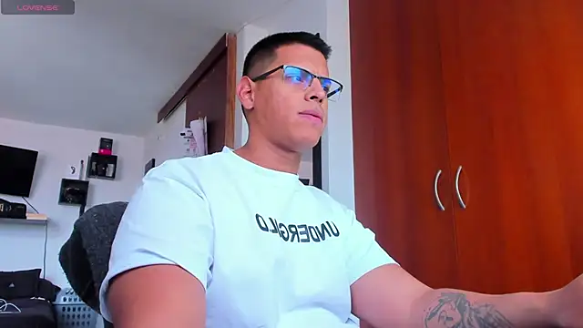  John Boy  online show from April 20, 8:10 pm