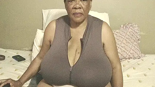 DairyQueen2 online show from March 29, 6:02 am