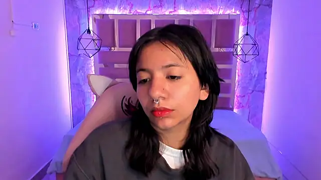 Nami usagi online show from December 16, 1:00 pm