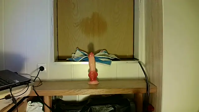 pierceddick19x5 online show from July 9, 9:41 pm