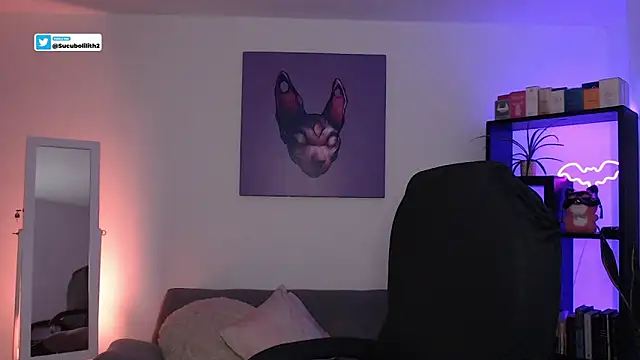 Snapshot of S_Lilith_ chatting on November 9, 11:14 pm S Lilith online show from November 9, 11:14 pm