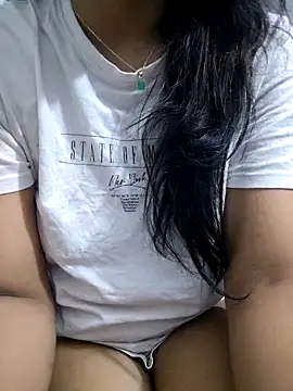 RadhaBabe online show from April 21, 11:49 am