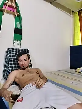 Emilio Putarco online show from June 2, 8:55 pm