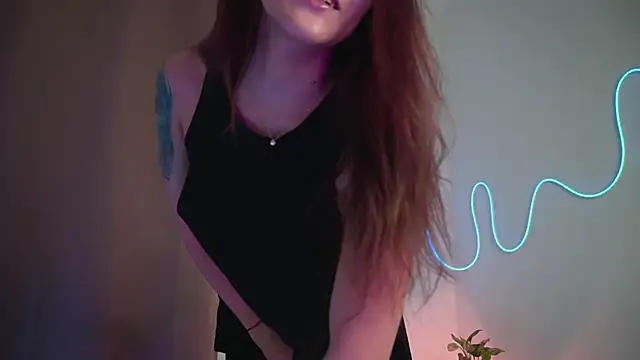 HannaMoom online show from December 18, 1:26 am