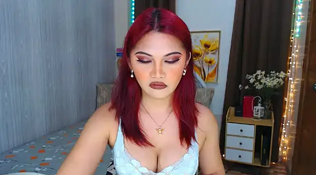 xXCathyJennerXx online show from December 5, 5:37 am