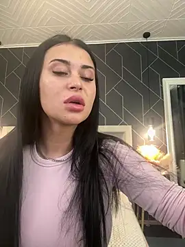 EmyLaveau online show from January 24, 6:14 am