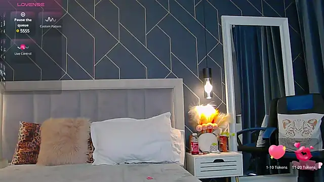 EmyLaveau online show from January 31, 6:13 am