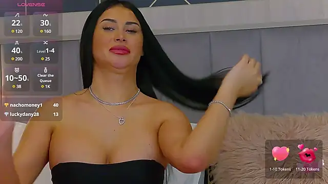 EmyLaveau online show from February 1, 9:11 am