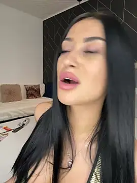 EmyLaveau online show from February 20, 11:42 am