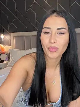 EmyLaveau online show from March 14, 1:02 pm