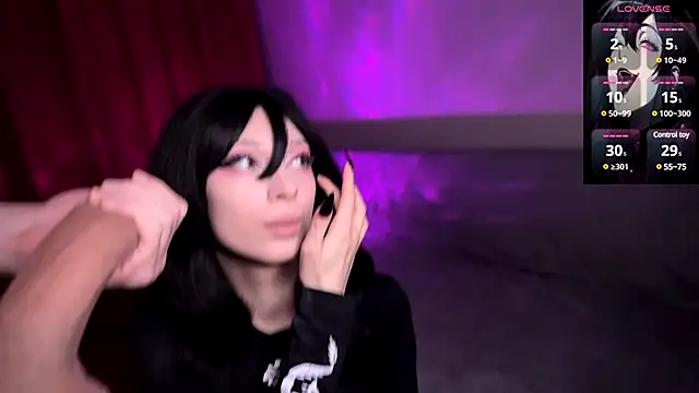 Snapshot of Handsomepure chatting on December 3, 11:35 pm Handsomepure online show from December 3, 11:35 pm