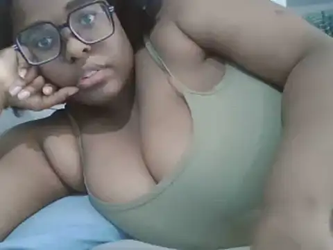 MissCC99 online show from January 19, 2:28 pm