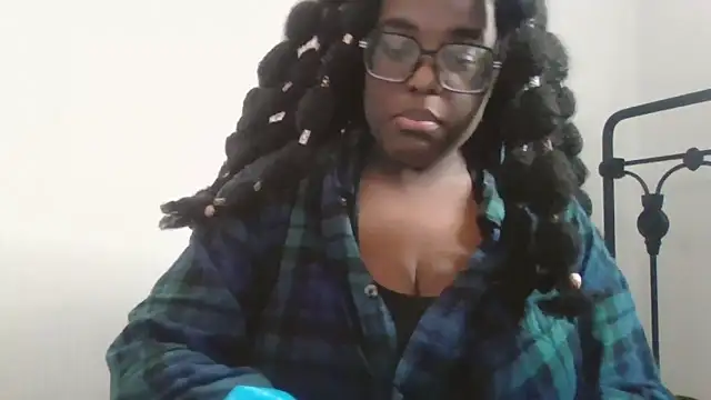 MissCC99 online show from March 2, 7:10 pm