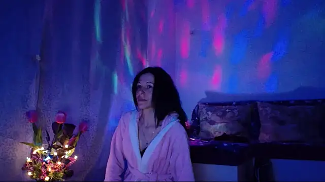 ElysaSun online show from March 2, 1:15 am