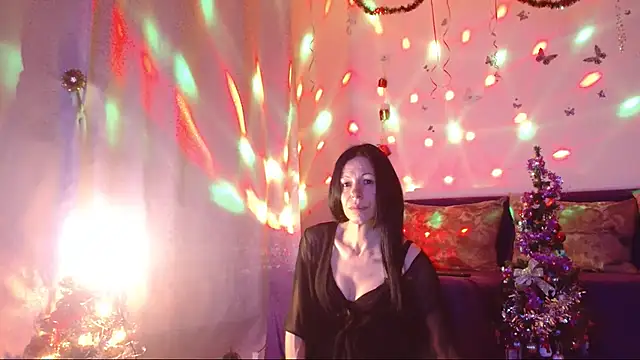 ElysaSun online show from December 22, 6:49 pm