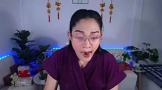 Snapshot of plysaithailand chatting on March 21, 9:01 am plysaithailand online show from March 21, 9:01 am