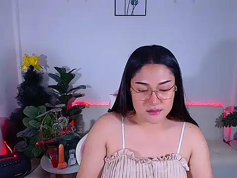 plysaithailand online show from December 21, 8:10 am