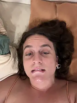 indierotic online show from February 26, 4:03 am