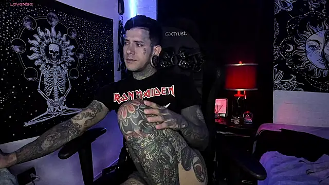 Snapshot of josh__ackerman chatting on March 10, 1:45 am josh ackerman online show from March 10, 1:45 am