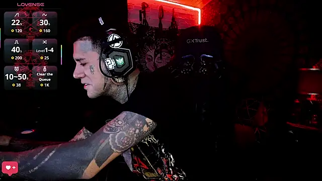 Snapshot of josh__ackerman chatting on September 16, 7:20 am josh ackerman online show from September 16, 7:20 am