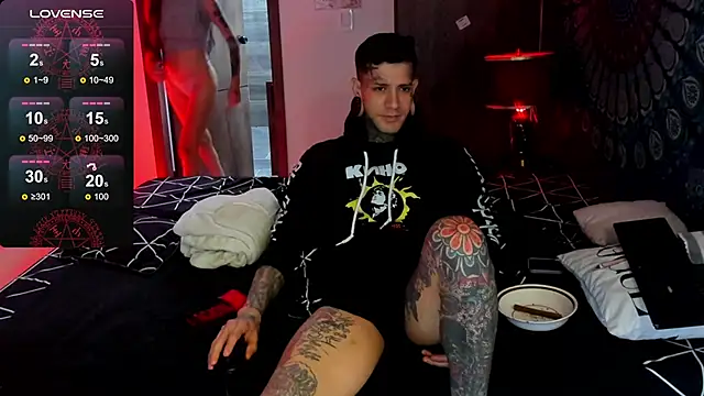 Snapshot of josh__ackerman chatting on December 22, 4:31 am josh ackerman online show from December 22, 4:31 am