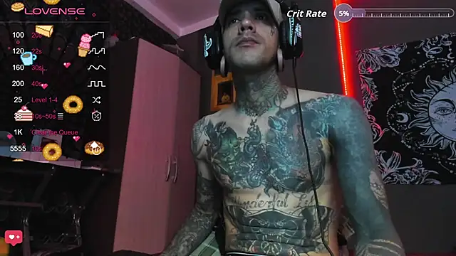Snapshot of josh__ackerman chatting on May 23, 5:01 am josh ackerman online show from May 23, 5:01 am