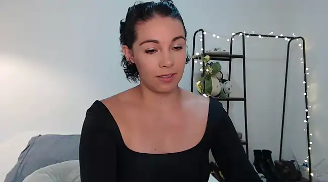 camii 7 online show from January 14, 8:37 pm