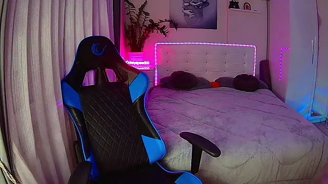 cokeyspeed69 online show from April 20, 10:51 am