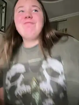 remirann  online show from December 15, 5:42 pm