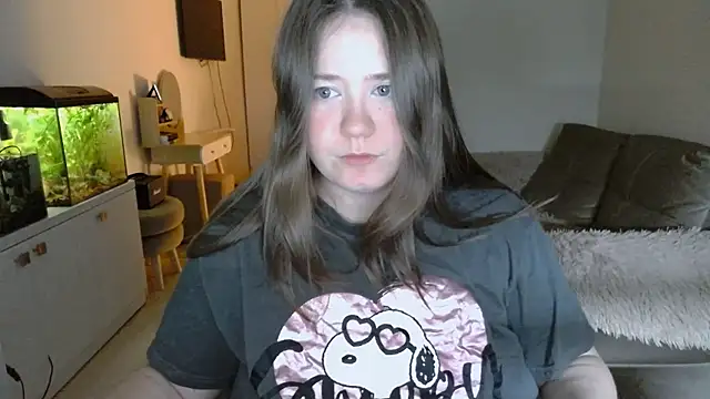 remirann  online show from February 11, 4:02 pm