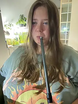 remirann  online show from September 12, 8:20 pm