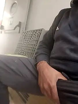 juandi21cm online show from February 7, 6:06 am