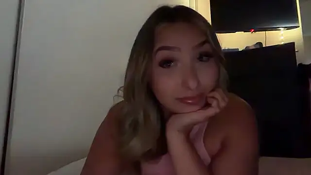 lustfulsmiles online show from June 13, 4:05 pm