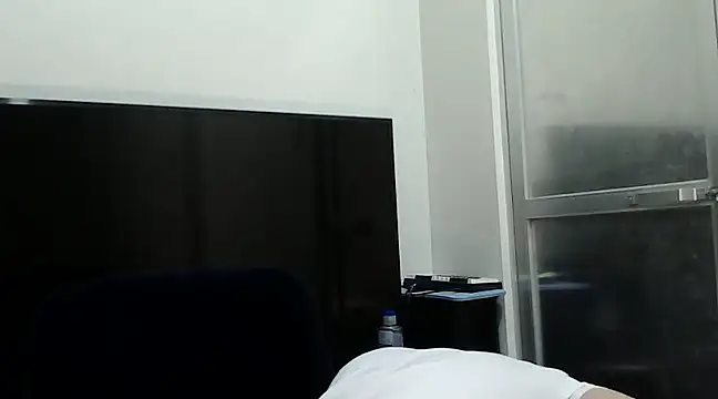 alfonsoasiancutie online show from December 28, 10:14 am