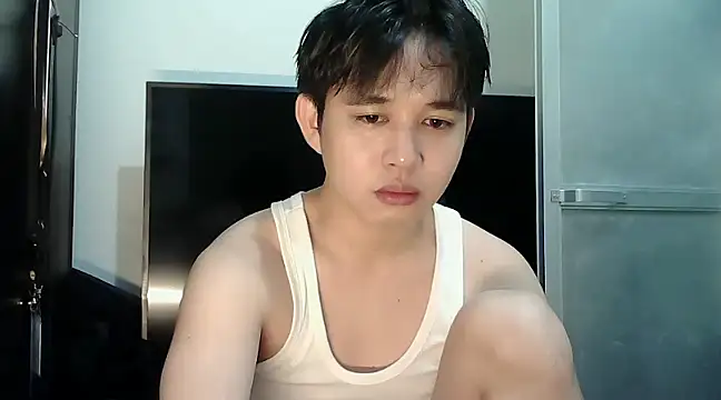 alfonsoasiancutie online show from December 30, 9:27 am