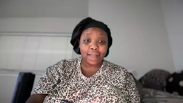 NikkiNoelanii online show from February 18, 4:19 am