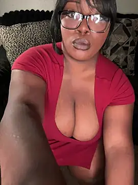 NikkiNoelanii online show from April 22, 11:12 am