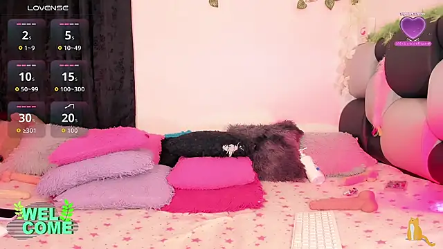 sabrinamossii online show from April 20, 9:01 am