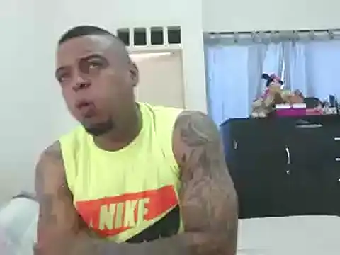 Snapshot of hot_and_naughty_latin chatting on December 12, 11:18 am hot and naughty latin online show from December 12, 11:18 am