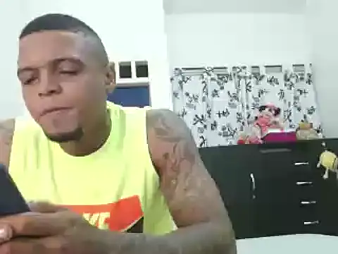 Snapshot of hot_and_naughty_latin chatting on January 3, 10:31 am hot and naughty latin online show from January 3, 10:31 am