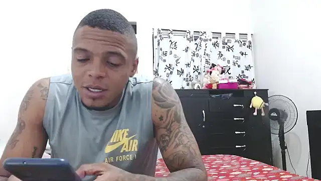 Snapshot of hot_and_naughty_latin chatting on January 30, 10:08 am hot and naughty latin online show from January 30, 10:08 am