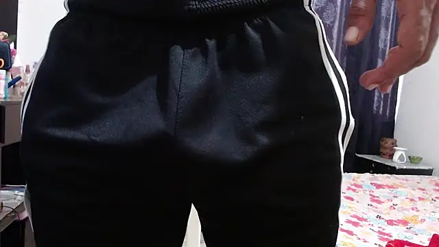 Snapshot of hot_and_naughty_latin chatting on September 16, 5:03 pm hot and naughty latin online show from September 16, 5:03 pm