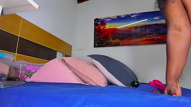  ebony-queen  online show from February 10, 11:57 am