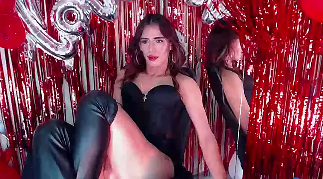 Snapshot of StefyFerrer chatting on February 18, 9:10 am StefyFerrer online show from February 18, 9:10 am