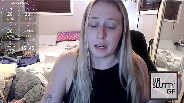 ursluttygf online show from December 22, 3:11 am