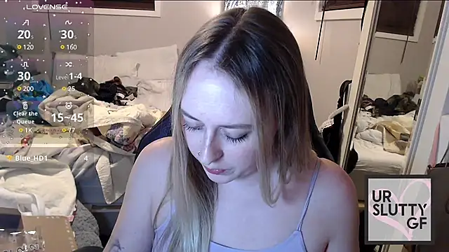 ursluttygf online show from December 28, 1:39 am