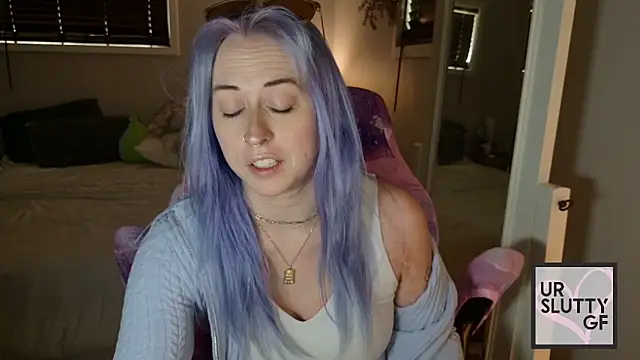 ursluttygf online show from May 31, 4:14 pm