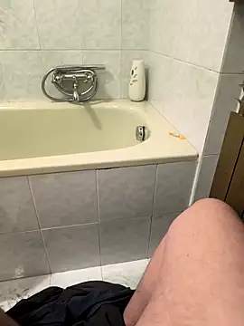 manuel9428 online show from April 24, 12:18 pm